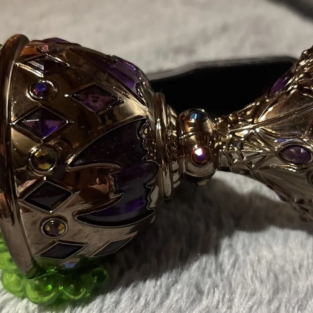 Bath and Body Works Wallflowers Plug In Ghostly Goblet Chalice Projector 2023